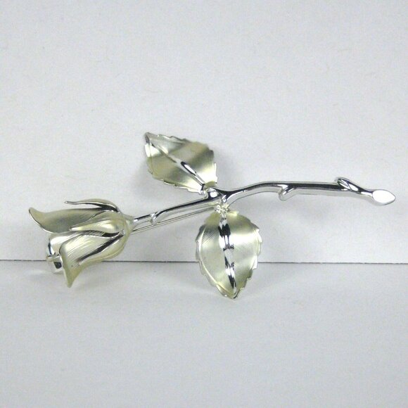 Rose Stem Flower Brooch Pin Silvertone Vintage Leaf Floral Spray Modern - Picture 1 of 4